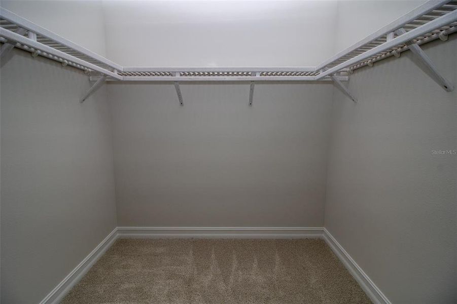 Spacious, unfurnished interior of a new home in Southern Hills Plantation, Brooksville (Image 22).