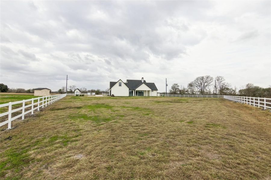 Image 44 of a home in .