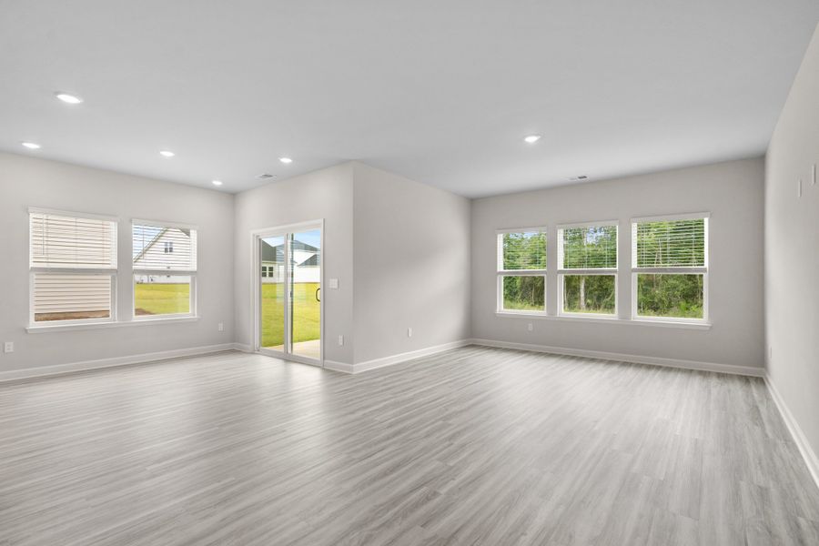 Spacious, unfurnished interior of a new home in Cypress Ridge - The Coastline Series, Longs (Image 18).