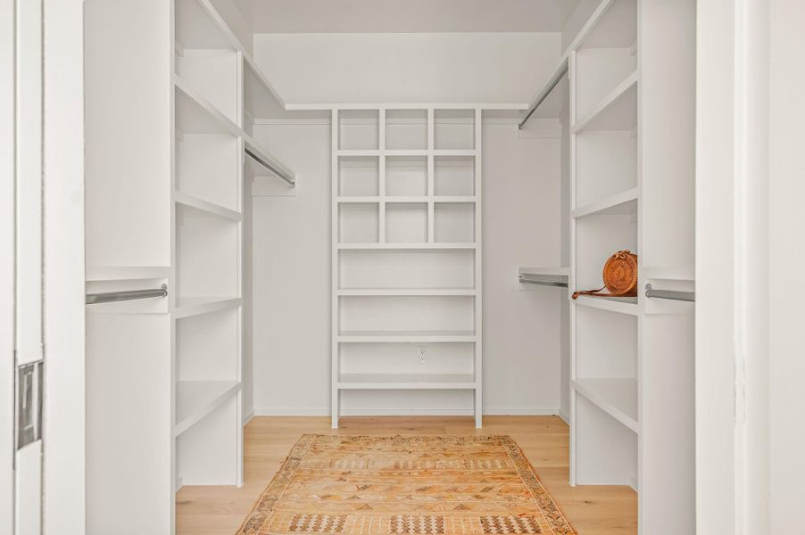 Spacious, unfurnished interior of a new home in , Austin (Image 21).