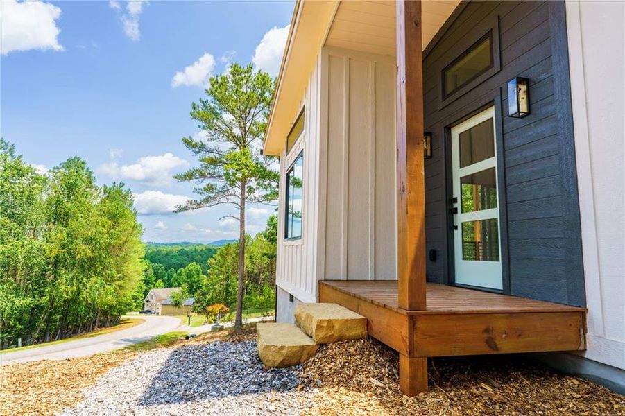 Exterior details and patio area of a home in , Blairsville (Image 22).