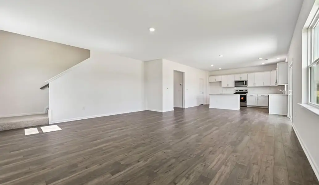 Spacious, unfurnished interior of a new home in Shahbain Reserve, Raeford (Image 21). Spacious, unfurnished interior of a new home in Shahbain Reserve, Raeford (Image 21).