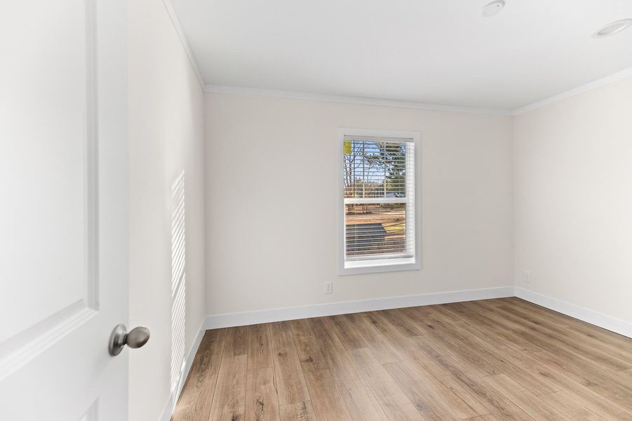 Spacious, unfurnished interior of a new home in , Pineville (Image 15).