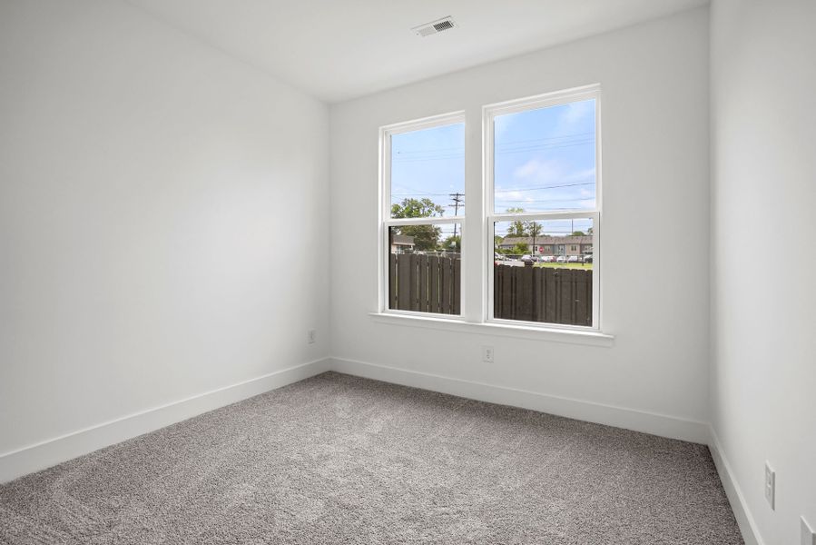 Spacious, unfurnished interior of a new home in West End Heights, Charlotte (Image 20).