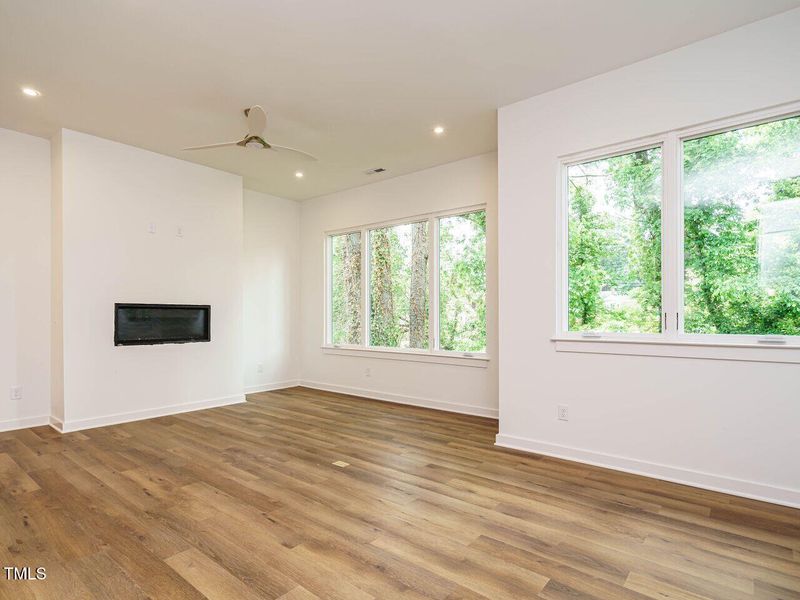 011-1280x960-living-dining 011-1280x960-living-dining