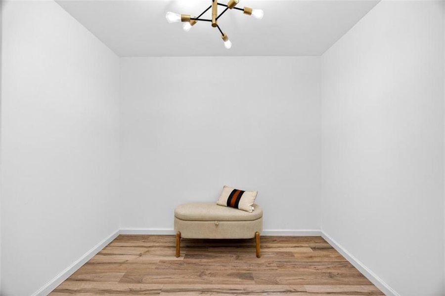 Image 25 of a home in .