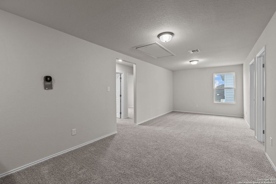 Spacious, unfurnished interior of a new home in Applewhite Meadows, San Antonio (Image 52). Spacious, unfurnished interior of a new home in Applewhite Meadows, San Antonio (Image 52).
