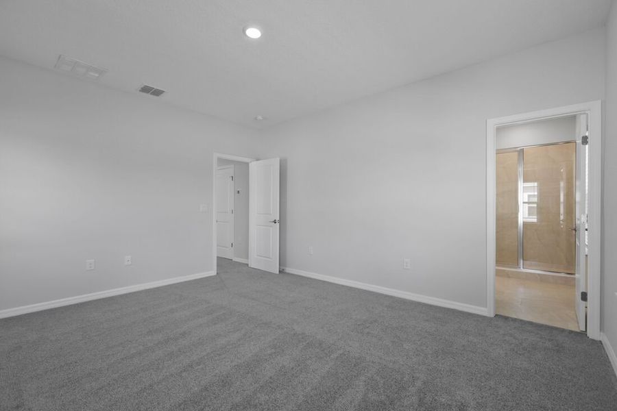 Spacious, unfurnished interior of a new home in Cherry Elm at SilverLeaf, St. Augustine (Image 43).