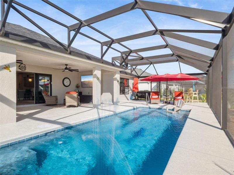 Exterior details and patio area of a home in , The Villages (Image 28).