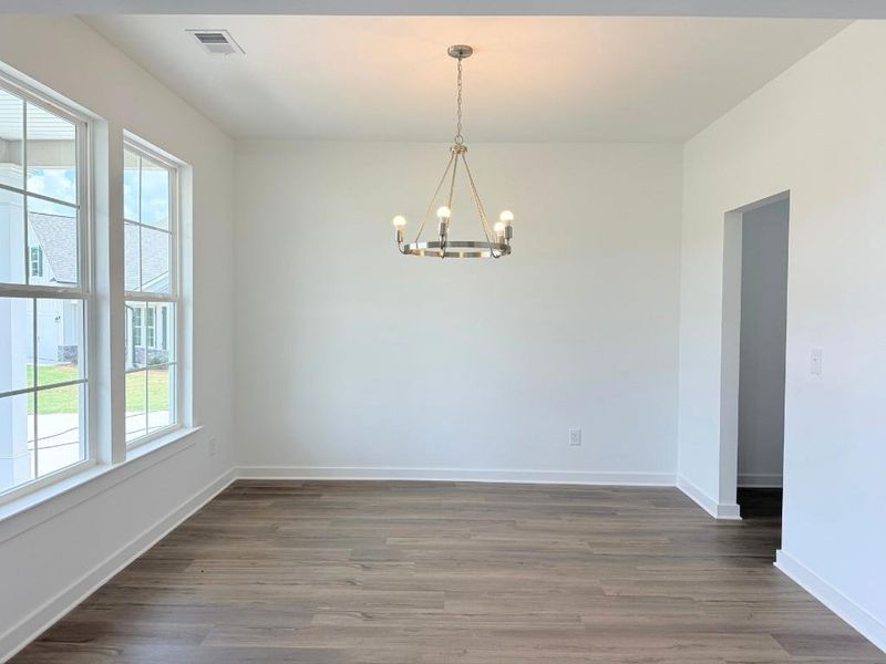 Spacious, unfurnished interior of a new home in Westlyn, Winder (Image 15).