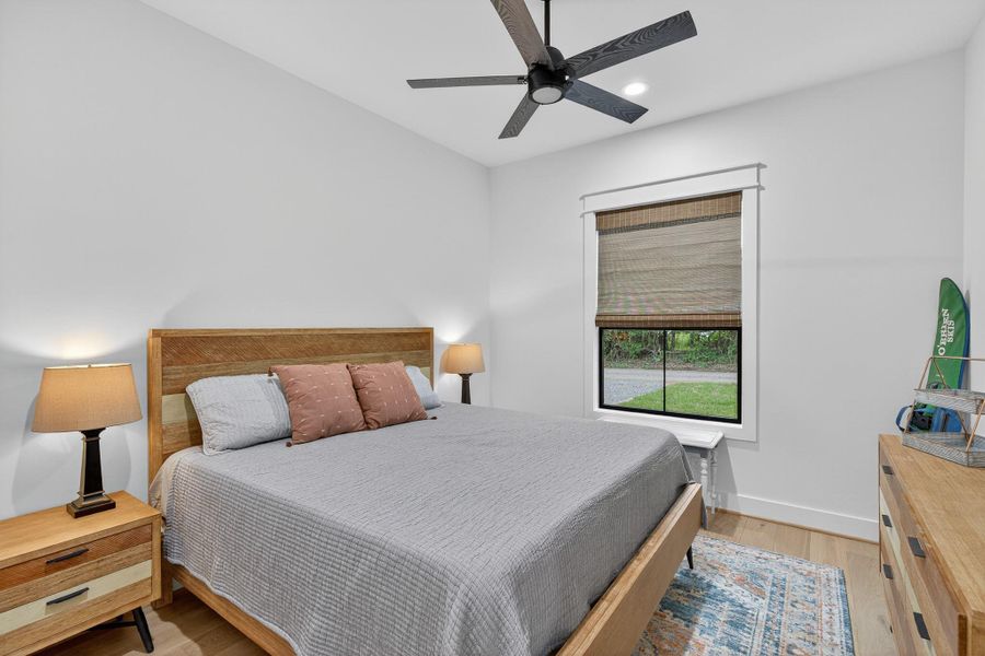 Furnished interior view inside a new home in , Kingsland (Image 20).