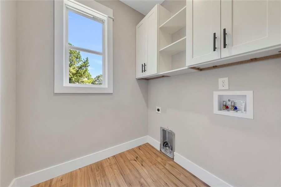 Spacious, unfurnished interior of a new home in , Jasper (Image 40). Spacious, unfurnished interior of a new home in , Jasper (Image 40).