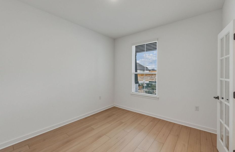 Spacious, unfurnished interior of a new home in Woodside, Georgetown (Image 15).