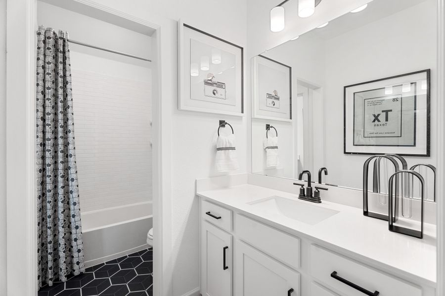 Representative furnished interior of a home built from the Summerfield by Beazer Homes in Whitewing Trails: Meadows 50', Princeton (Image 9). Representative furnished interior of a home built from the Summerfield by Beazer Homes in Whitewing Trails: Meadows 50', Princeton (Image 9).