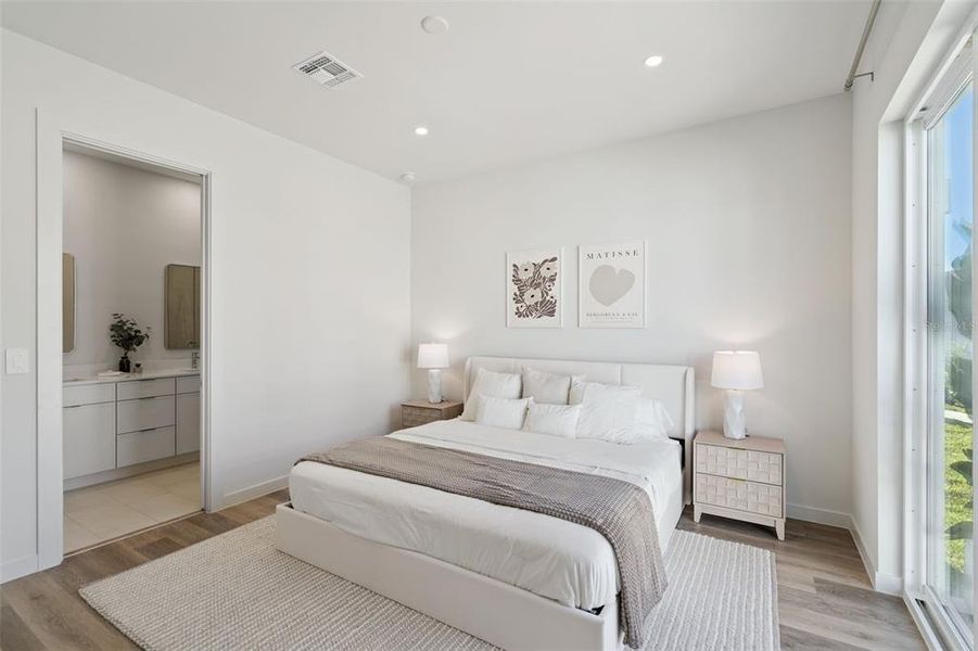 Furnished interior view inside a new home in , Lady Lake (Image 11).