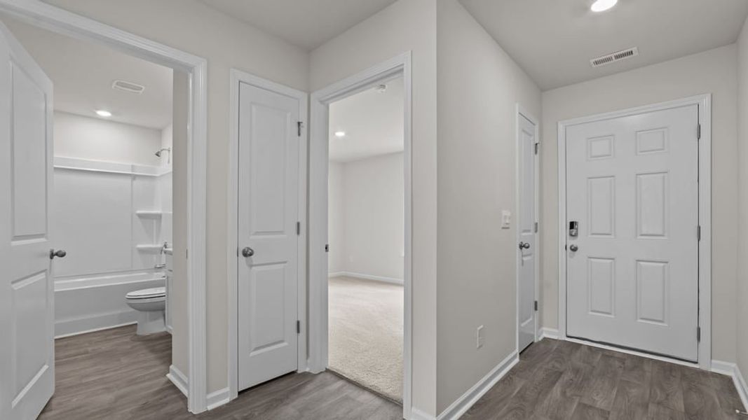 Spacious, unfurnished interior of a new home in Aspen Place, Thomasville (Image 11).