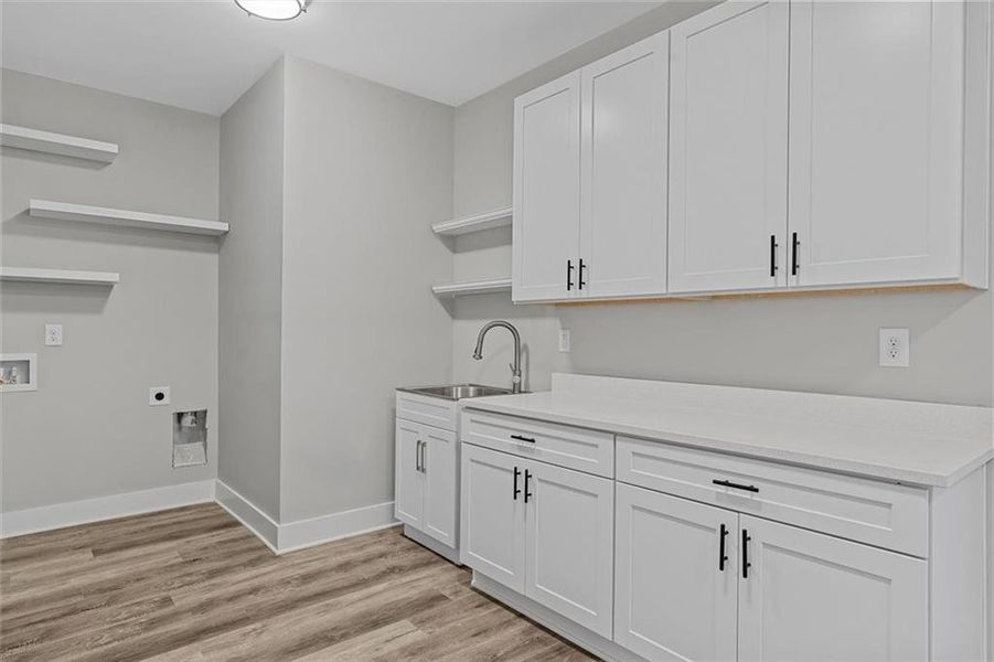 Furnished interior view inside a new home in , Atlanta (Image 8).