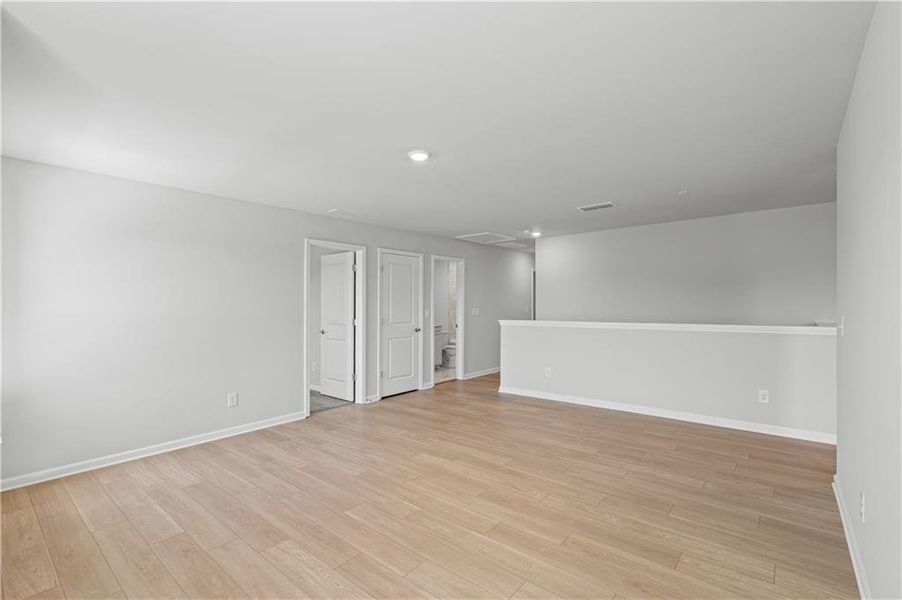 Spacious, unfurnished interior of a new home in Avery Ridge, Gainesville (Image 35).