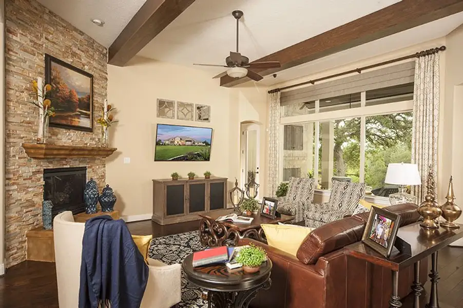 The Maidstone - Family Room The Maidstone - Family Room