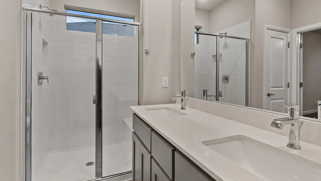 Furnished interior view inside a new home in Bluestem, Rhome (Image 11).