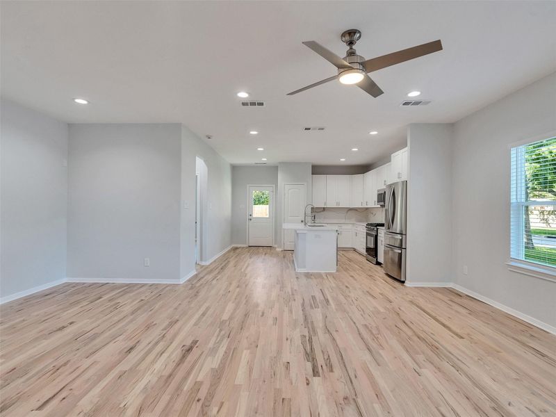Den Dining Kitchen