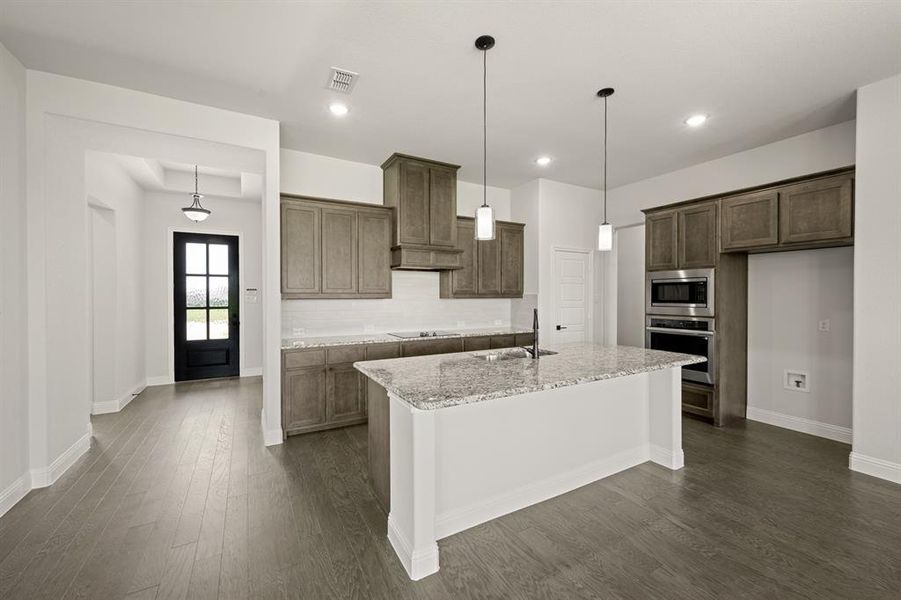 108 Red Fox- Kitchen-1