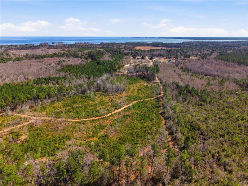 Natural landscape and outdoor views near in Cross (Image 31). Natural landscape and outdoor views near in Cross (Image 31).