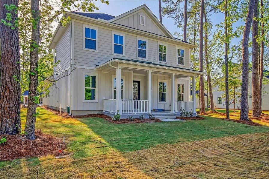 Representative exterior details of a home built from the Lorraine by Hunter Quinn Homes in Beaufort County Homes, Beaufort (Image 4). Representative exterior details of a home built from the Lorraine by Hunter Quinn Homes in Beaufort County Homes, Beaufort (Image 4).