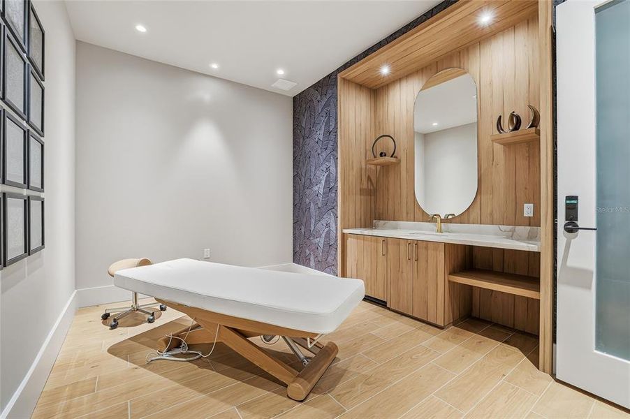 Furnished interior view inside a new home in , St. Petersburg (Image 56).