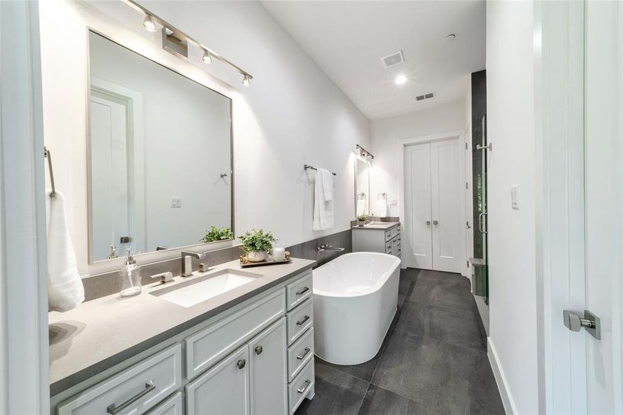 Furnished interior view inside a new home in , Dallas (Image 15).