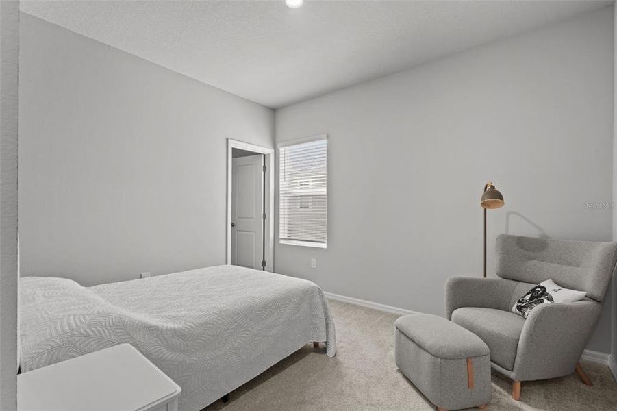 Furnished interior view inside a new home in , Land O' Lakes (Image 28).