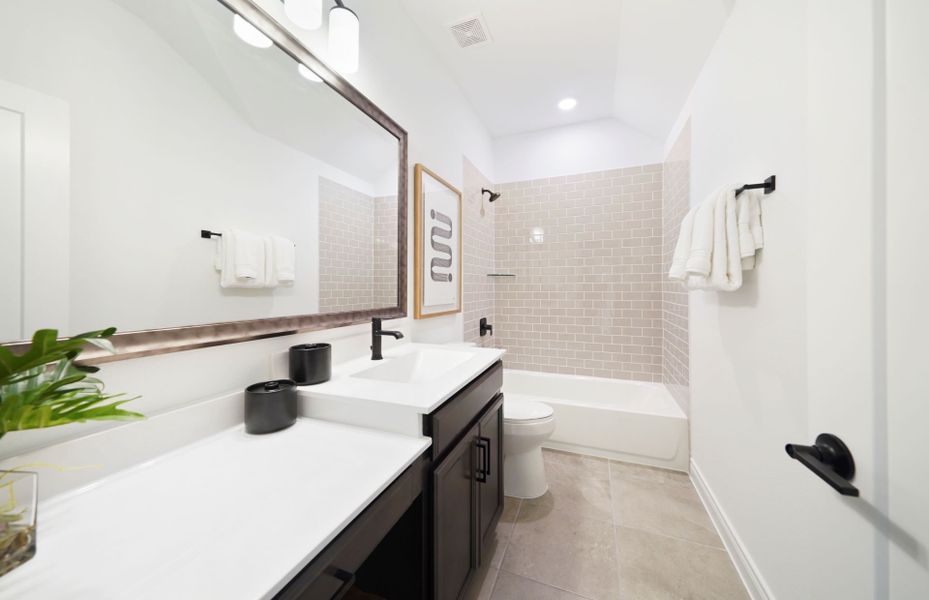 Representative furnished interior of a home built from the Hamilton by Pulte Homes in Valencia, Manvel (Image 40). Representative furnished interior of a home built from the Hamilton by Pulte Homes in Valencia, Manvel (Image 40).