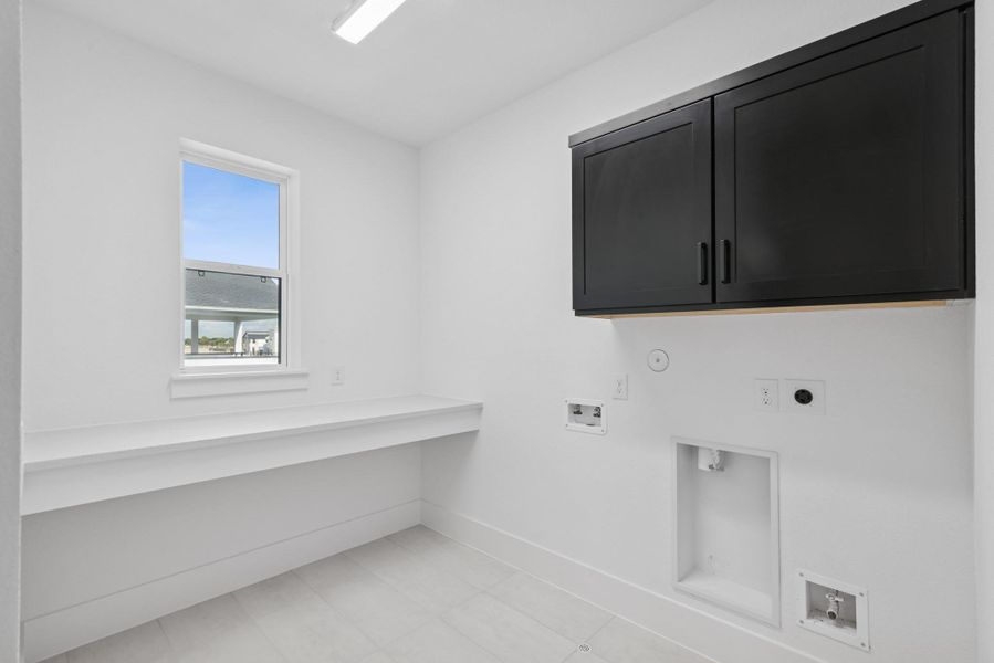 Spacious, unfurnished interior of a new home in Easthaven at Bridgeland Central - Horizon Collection, Cypress (Image 15).