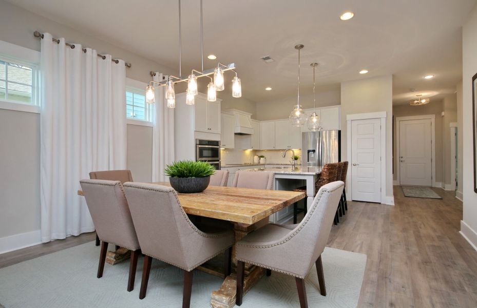 Representative furnished interior of a home built from the Sweetgrass by Pulte Homes in SayeBrook, Myrtle Beach (Image 7).
