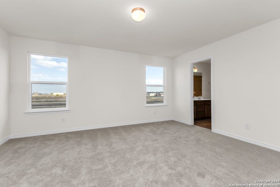 Spacious, unfurnished interior of a new home in Medina Crossing, Von Ormy (Image 13).