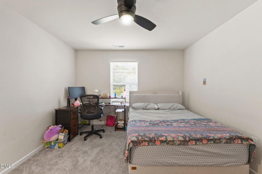 321_Parker_Station_Avenue_011 321_Parker_Station_Avenue_011
