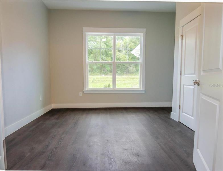 Spacious, unfurnished interior of a new home in , Lake City (Image 16).