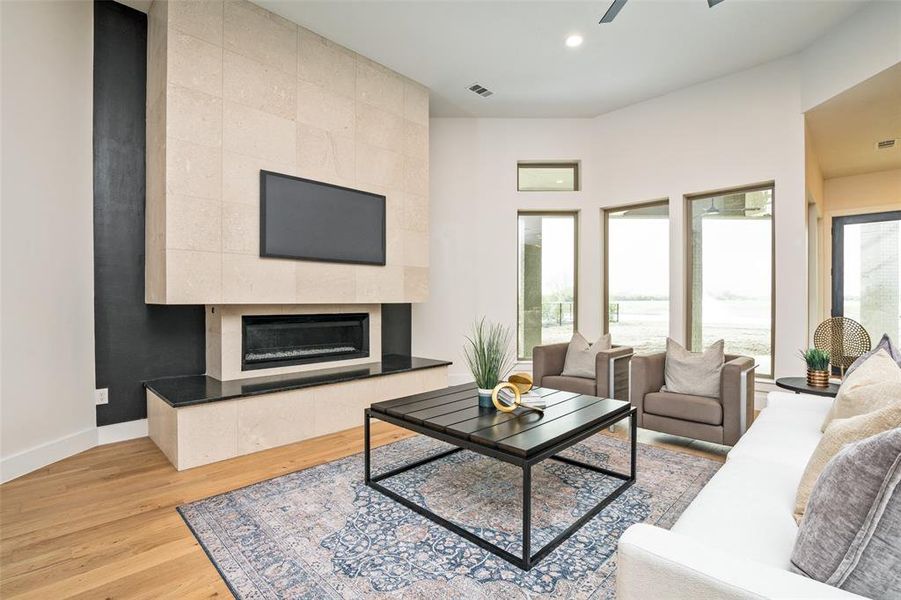 BUILDER MODEL - Photo is representation of potential build out options BUILDER MODEL - Photo is representation of potential build out options