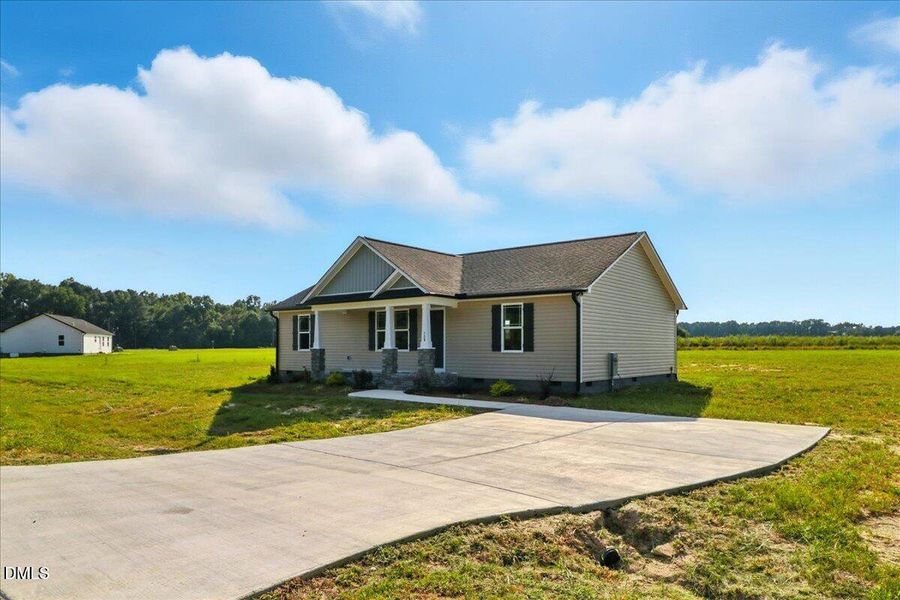 03-129 Grace Pond Ave-3