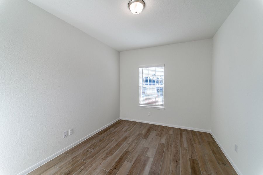 Spacious, unfurnished interior of a new home in Cielo, Conroe (Image 10).