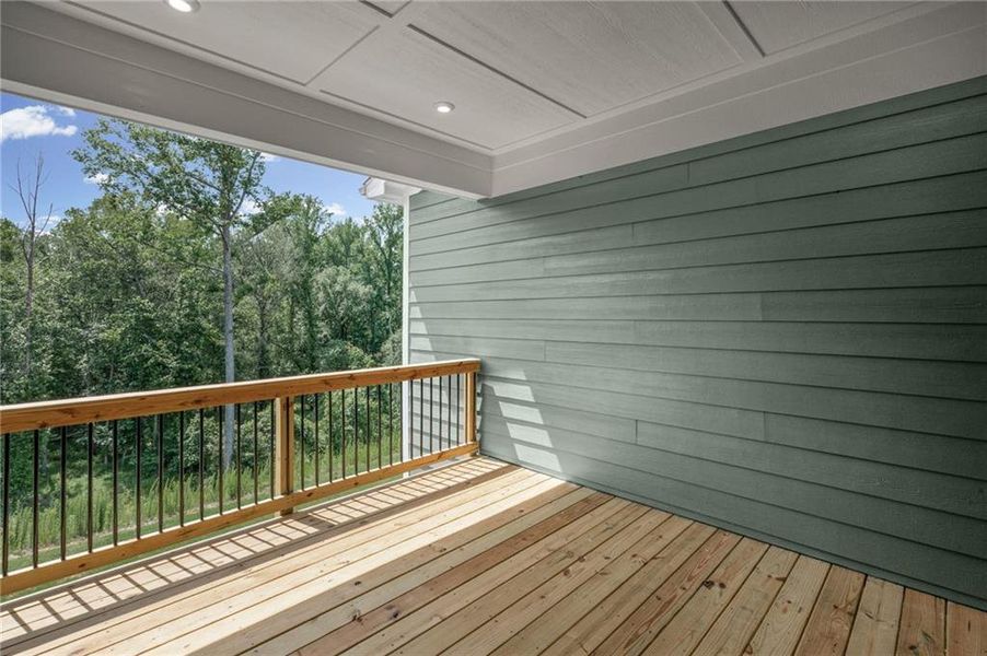 Exterior details and patio area of a home in Twin Lakes, Hoschton (Image 4).