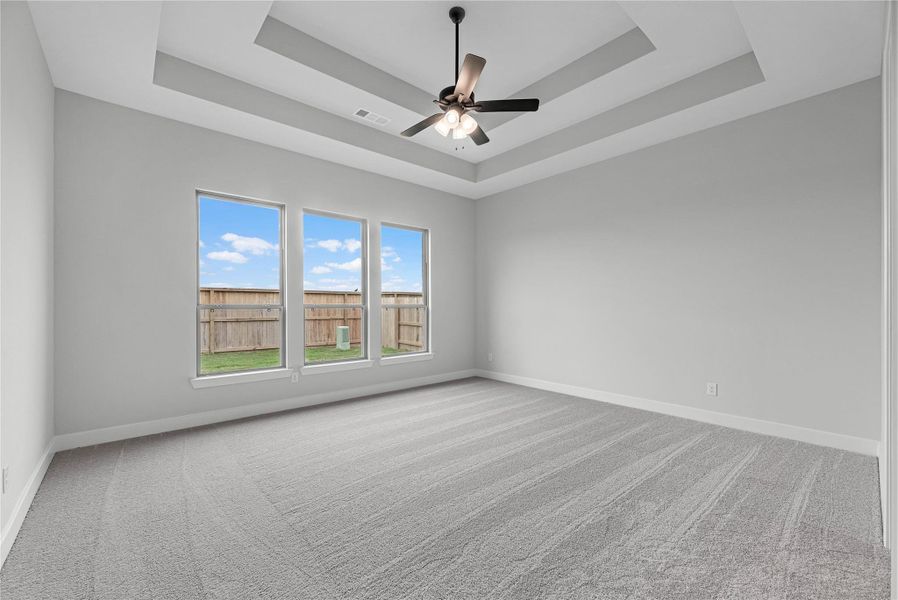 Representative image. Features, specifications, selections and colors may vary.