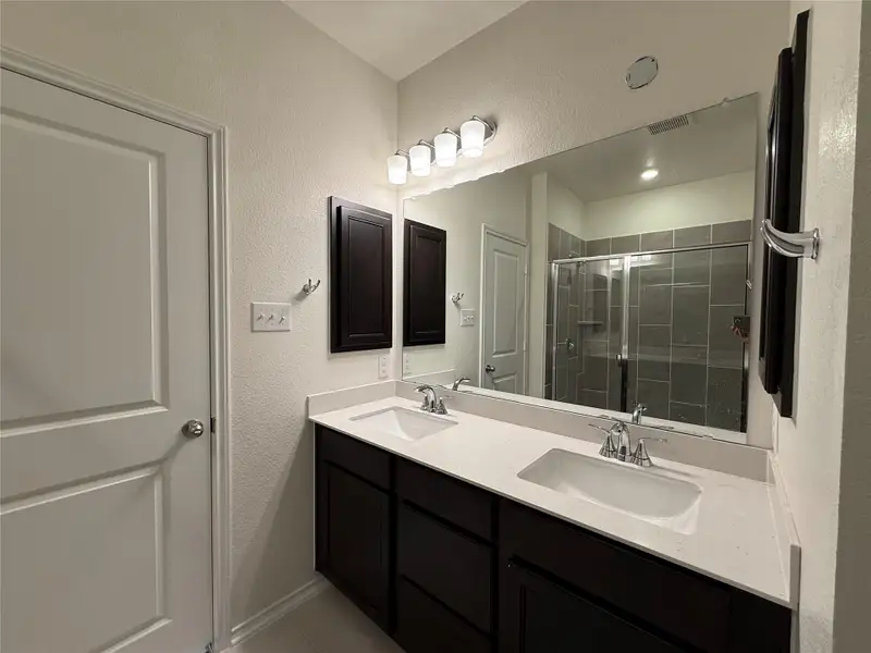 Furnished interior view inside a new home in River Bluff, Leander (Image 6). Furnished interior view inside a new home in River Bluff, Leander (Image 6).