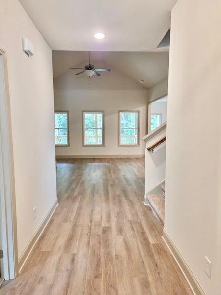 Spacious, unfurnished interior of a new home in , Waleska (Image 17).