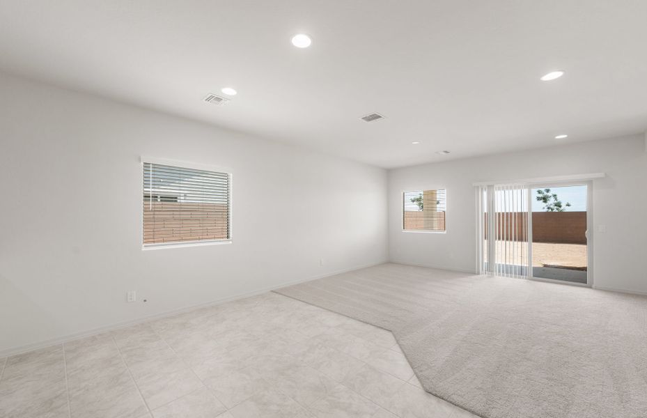 Spacious, unfurnished interior of a new home in Hayden Estates, Buckeye (Image 17). Spacious, unfurnished interior of a new home in Hayden Estates, Buckeye (Image 17).
