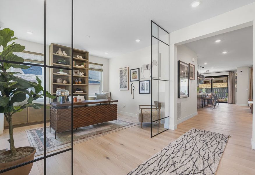 Madison Model Study - 2 of 25