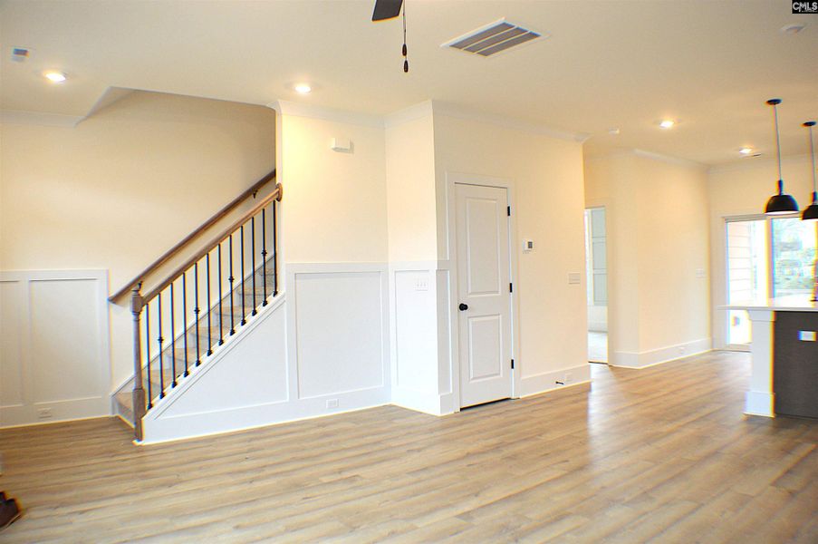 Spacious, unfurnished interior of a new home in Bickley Station, Irmo (Image 12).