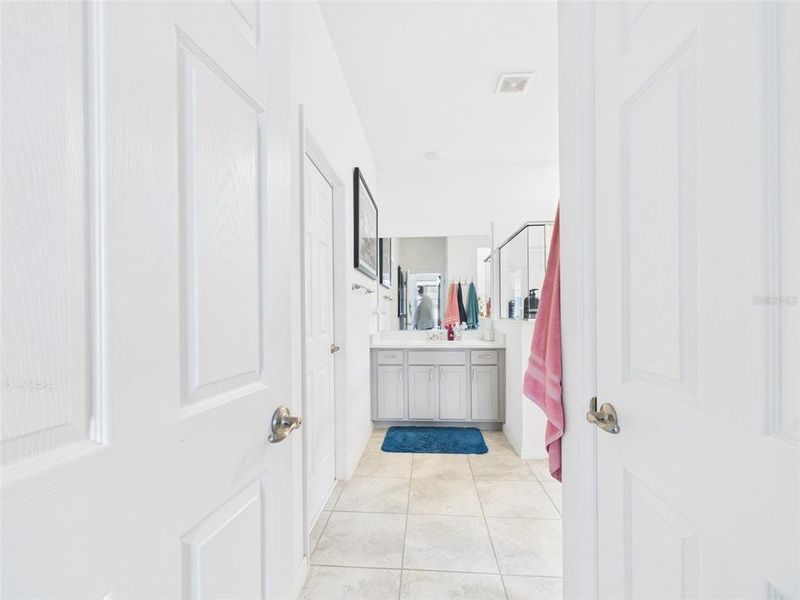 Furnished interior view inside a new home in Calesa Township, Ocala (Image 19).