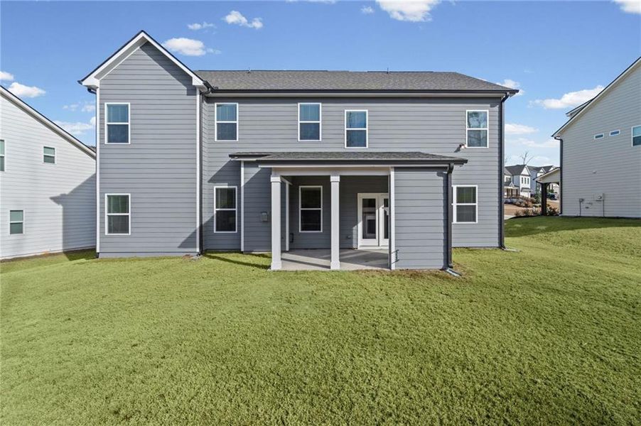 Exterior details and patio area of a home in Overlook at Marina Bay, Gainesville (Image 26).