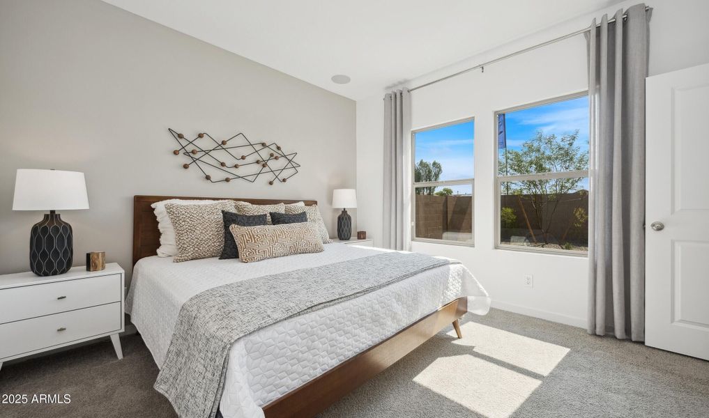 158600_Laveen Springs_Clyde_Primary Suit 158600_Laveen Springs_Clyde_Primary Suit